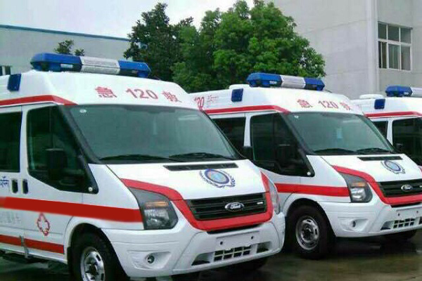 启东市福特救护车
